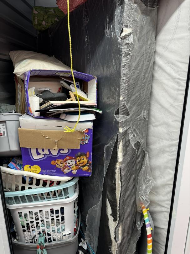 Storage Unit Auction in Niagara Falls , NY at UHaul of Niagara Falls ends on 9th April, 2024 8